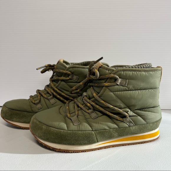 Teva Ember Lace Puffer Puffy Slipper Boots Shoes sz 6 women’s. - Picture 2 of 7